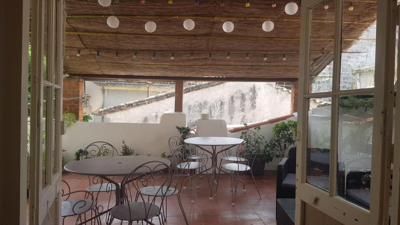 Chez Albert Et Karine Sauve Экстерьер фото